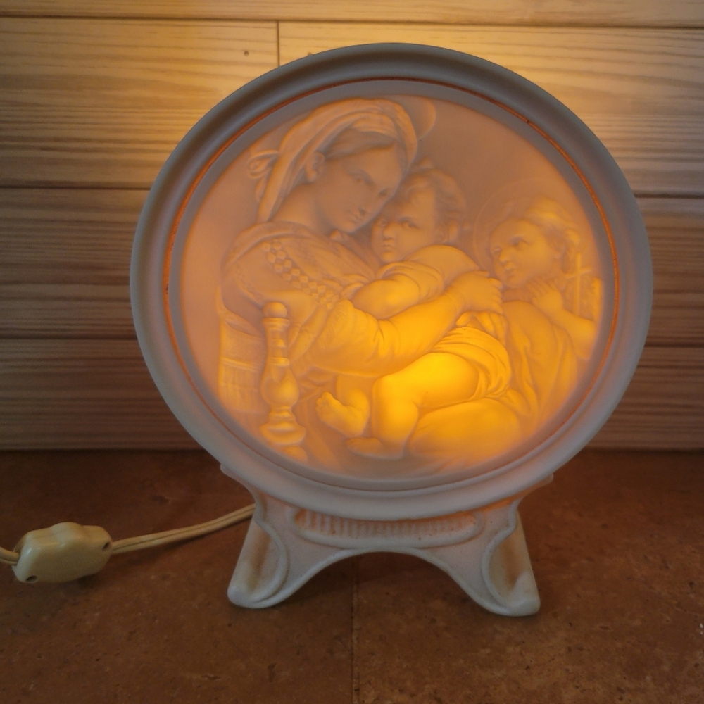 Vintage Lighted Ceramic Mold of Madonna della Seggiola Rafael Painting HTF